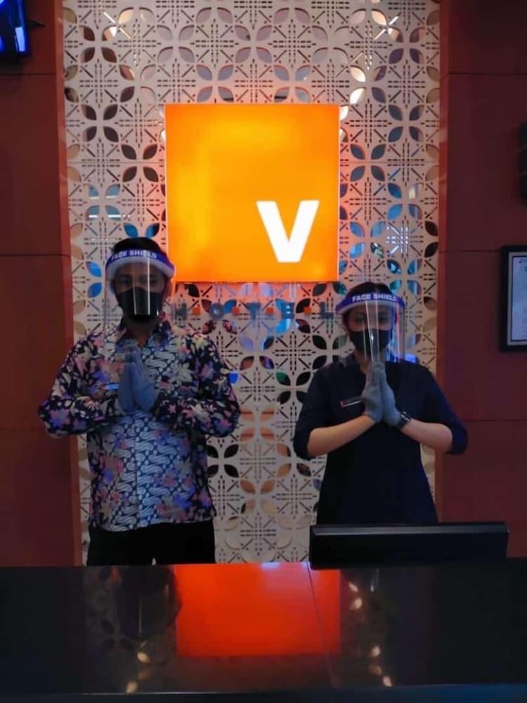 Hotel V Tebet Jakarta