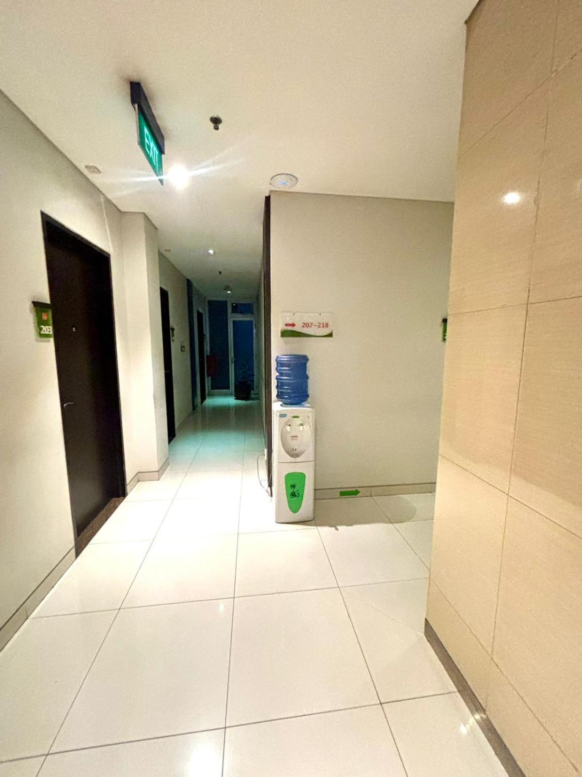 V Tebet Hotel Jakarta